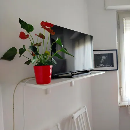 Апартаменти Dandelion Stazione Fs *