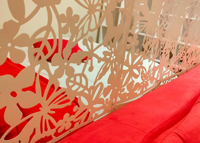 Апартаменты Dandelion Stazione Fs Виареджо