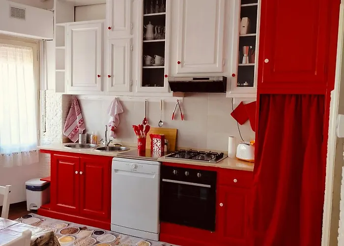 Апартаменты Dandelion Stazione Fs